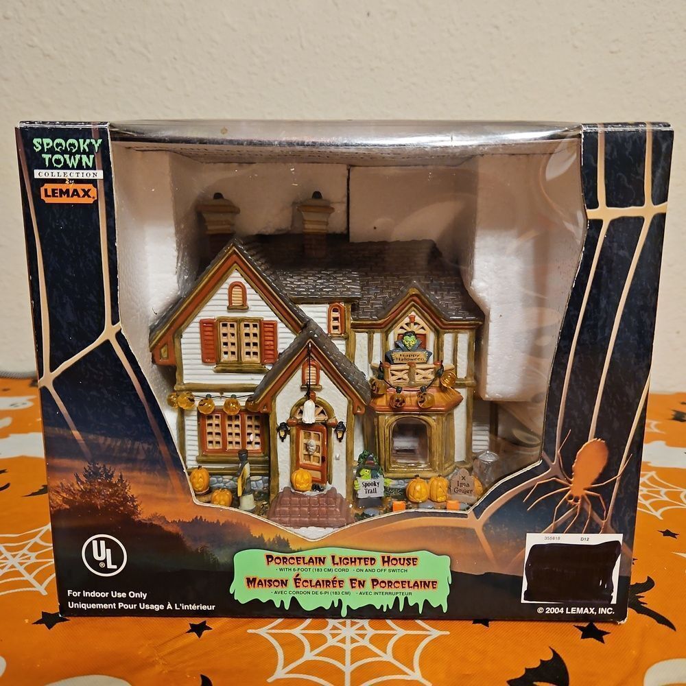 Lemax Spooky Town Collection "Porcelain Lighted House" Table Decor